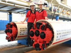 鐵建重工超小直徑可回退式管幕機(jī)下線！